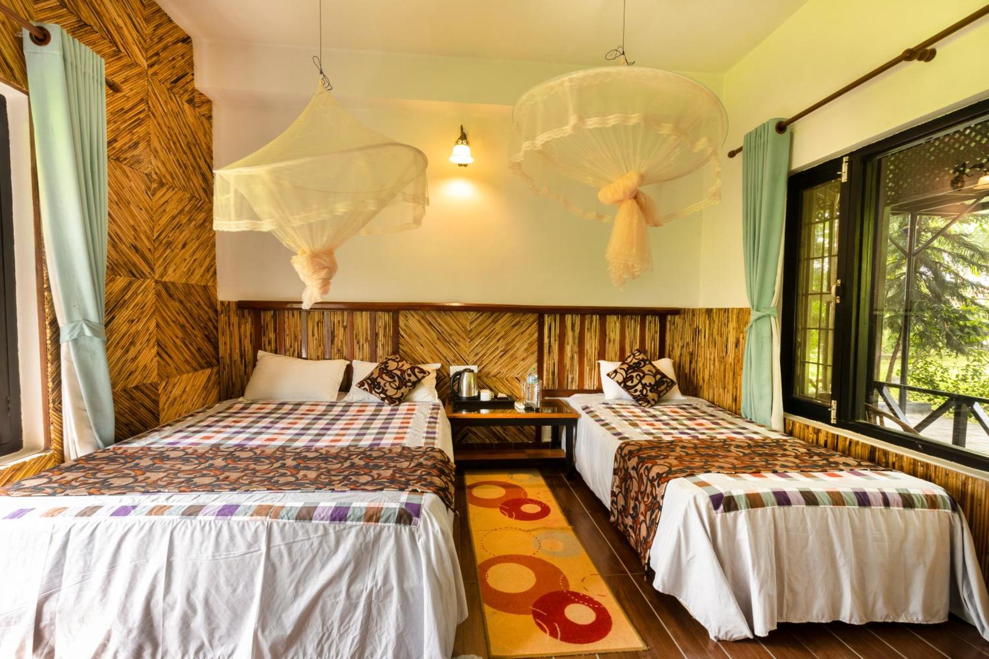 Hotel Parkside & Swimming Pool-Between Greenery And Azure ,Your Perfect Retreat Csitvan Kültér fotó